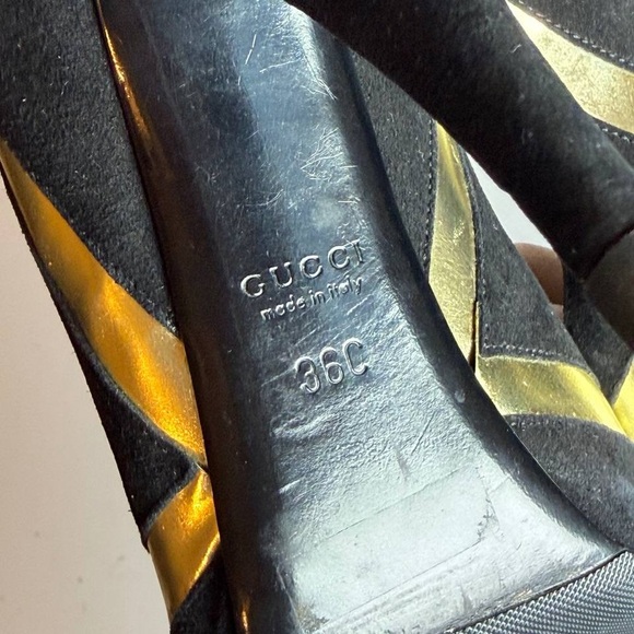 Gucci Black Suede Heels w Gold Metallic Inlay Size 36 - Picture 9 of 13